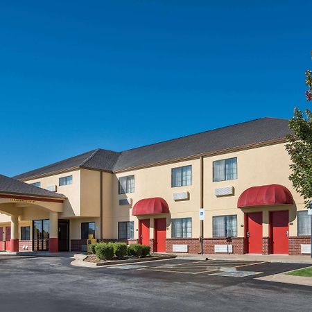 Super 8 By Wyndham Claremore Ok Экстерьер фото